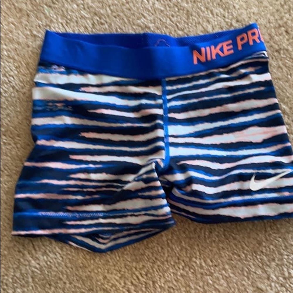 Nike Pro Size S